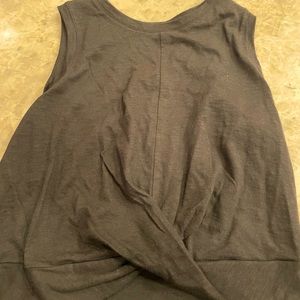 Black tank knotted front